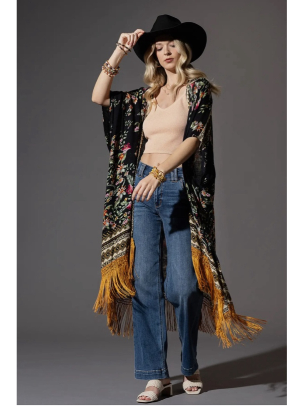 Women's Ruggine Black Floral Ethnic Tassel Kimono - Picture 4 of 8